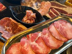 -金刚山黑牛炭火自助烤肉(西大望路店)