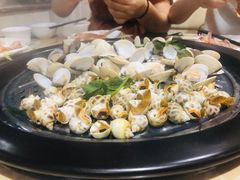 -海大大蒸汽海鲜餐厅·粤菜·特色小炒(欢乐颂店)