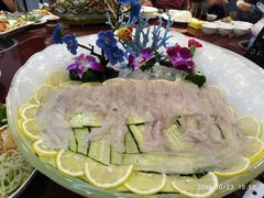 -蚝美人·生蚝海鲜烧烤(茶花园店)