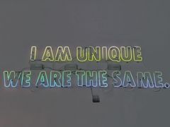 -UNI UNI(环亚凯瑟琳店)