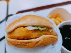 -华莱士·全鸡汉堡(济南大明湖店)