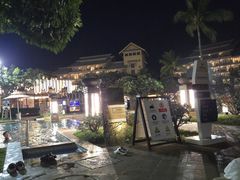-三亚亚龙湾希尔顿酒店