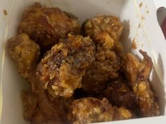 -BHC炸鸡(明洞总店)