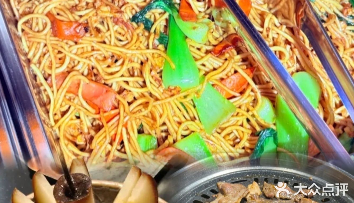 🎉🍽️城中村宝藏烤肉店·热情东北风