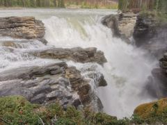 -阿萨巴斯卡瀑布观景点