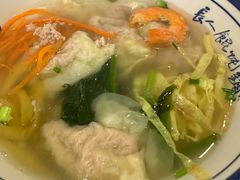-长人馄饨铺(解放街店)