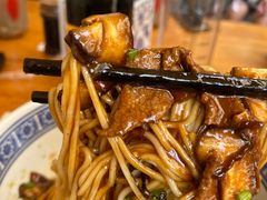 -沪西老弄堂面馆(定西路店)