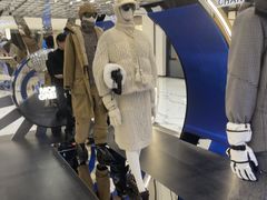 -MONCLER(北京SKP概念店)