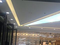 -万达广场(南昌红谷滩店)