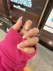 -芊屿芊浔美甲