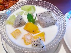 -巷子宽·酸菜鱼(迪士尼小镇店)