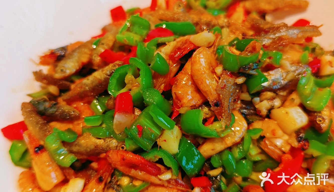 开在商场外的一家好吃的湘菜馆