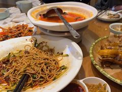 -严记小天府酸菜鱼(西四路店)