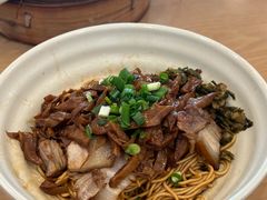 -佬钱湾仔(衣裳街店)
