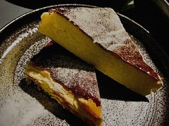 巴斯克芝士蛋糕-真脑花改(延安三路店)