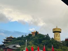 -迪庆藏族自治州博物馆