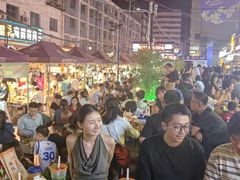 -正宁路小吃夜市