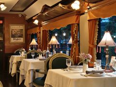 -火车头法国西餐厅