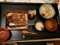 鳗鱼盖饭定食-自由之丘