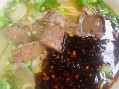-马德元纯汤牛肉面(太奥广场店)