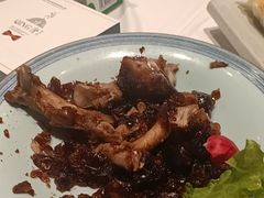 -海派美食·家宴海鲜青岛菜·石锅鲽鱼头(东方城店)