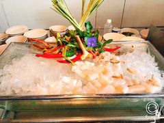 -彩虹云霄酒店76&78层国际自助餐