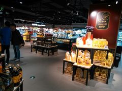 -中百仓储超市有限公司(越秀星汇维港店)