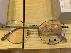 -LOHO眼镜(北京朝北大悦城店)