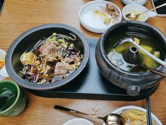 -云海肴·汽锅鸡·云南菜(天山百盛优客店)