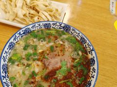 -八百里牛肉汤(盖饭·锅贴·万象城店)