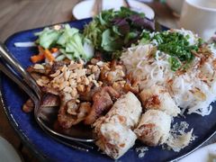 烤猪肉凉拌河粉-Le Chalet Dalat