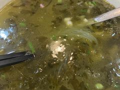酸菜粉丝汤-周家大连水饺(美专校街店)