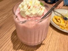 -玛格萝妮比萨屋(四平店)