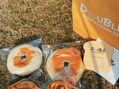 -DOUBLE HAPPINESS 双喜面包咖啡