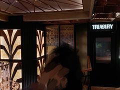 -Mogul Eatery·大亨餐酒馆