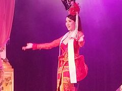 -金东尼人妖秀