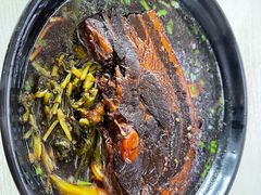 -小龙大肉面馆