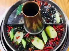 鸳鸯锅底-清真·海清斋铜锅涮肉牛羊肉小炒泡馍(大雁塔店)