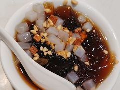 -鲁员外地锅鸡地锅鱼(古墩路店)
