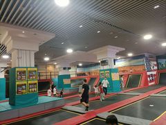 -嗨马乐动室内潮玩运动·团建·轰趴·桌游(南丰汇店)