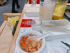 -鲁员外地锅鸡地锅鱼(龙湖江东天街店)