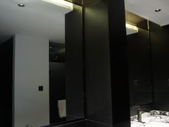 -Yolo私汤温泉设计师酒店(重庆南滨路店)