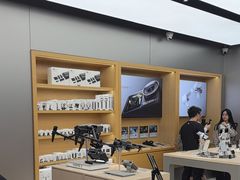 -DJI大疆(深圳华强北曼哈授权体验店)