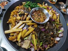 -鸿通城购物中心