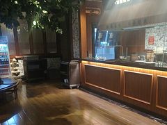 -八府香鸭·啫啫煲(华山路店)