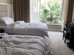 -上海怡沁园度假酒店
