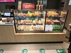 -星巴克(浦东机场T2到达店)