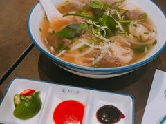 -美奈小馆·越南料理(中航城君尚购物中心店)