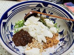 -蜗牛小馆醉乡民谣云南菜(惠新西里店)