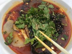 -成都你六姐·牛肉冒菜·麻辣香锅(长泰广场店)